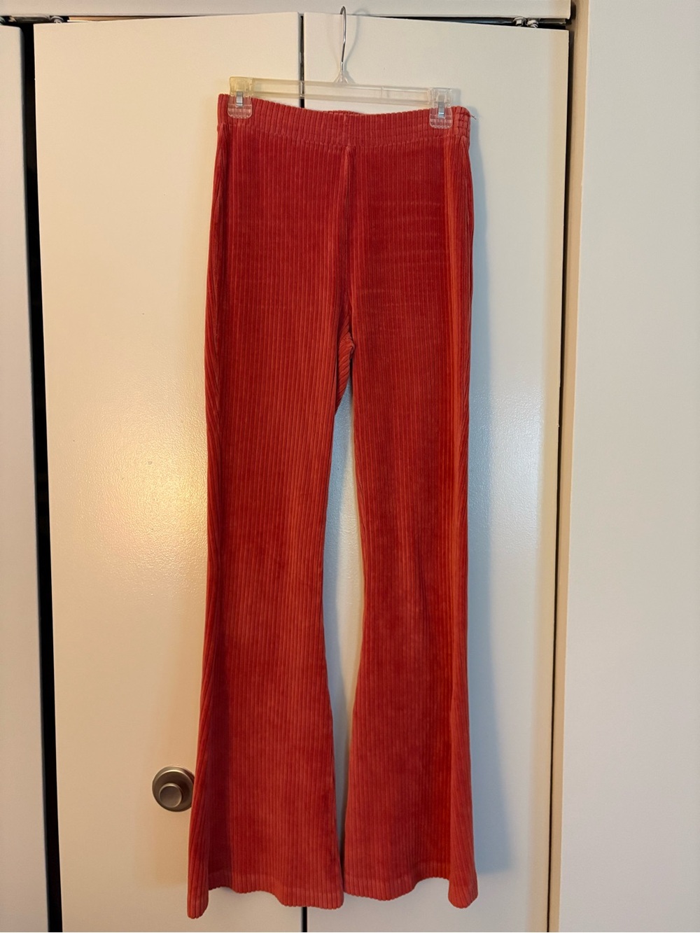 Aerie Women’s Ribbed Groove-on Flare Leggings